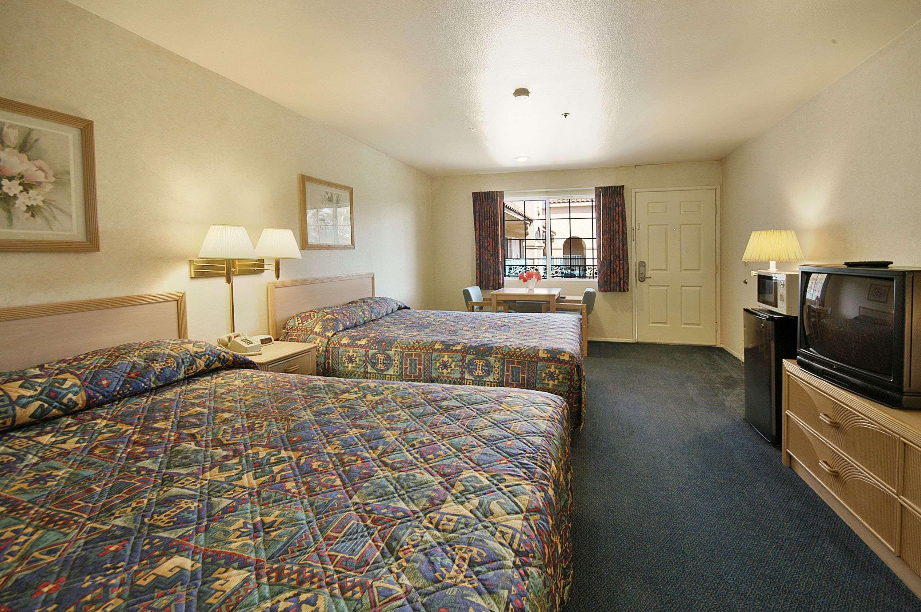Days Inn By Wyndham Riverside Tyler Mall Habitación foto